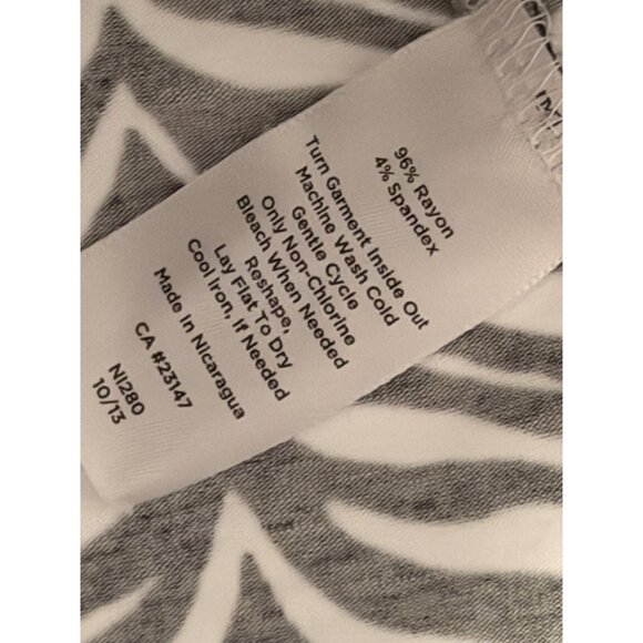 Talbots Womens Zebra Print Scoop Neck T-Shirt Size L Black/White - Picture 4 of 11